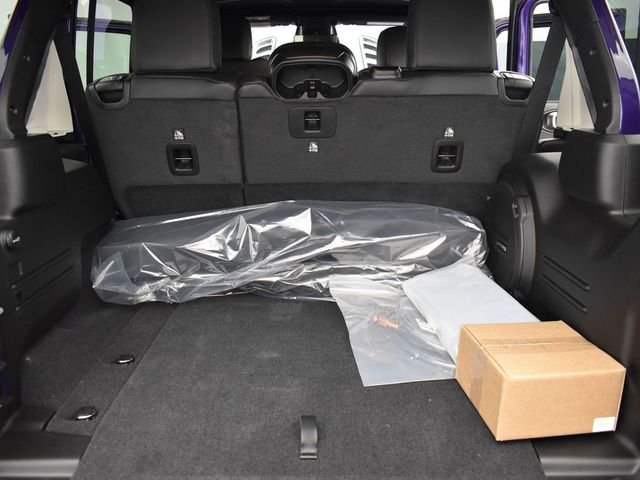 New 2026 Reign Jeep Rubicon X image 12