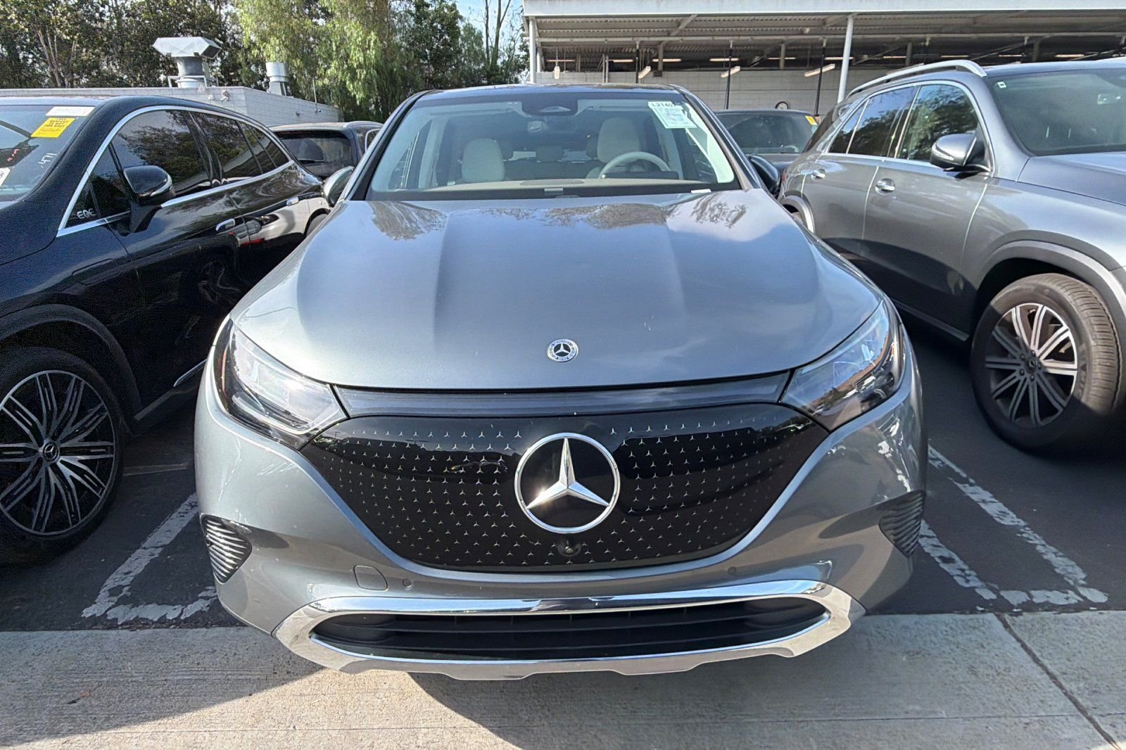 Used 2023 Gray Mercedes-Benz 350+ SUV image 3