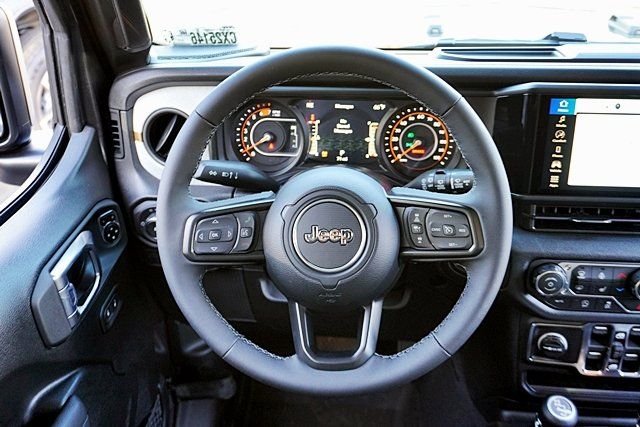 New 2026 Granite Crystal Metallic Clear-Coat Exterior Paint Jeep Sport S image 24