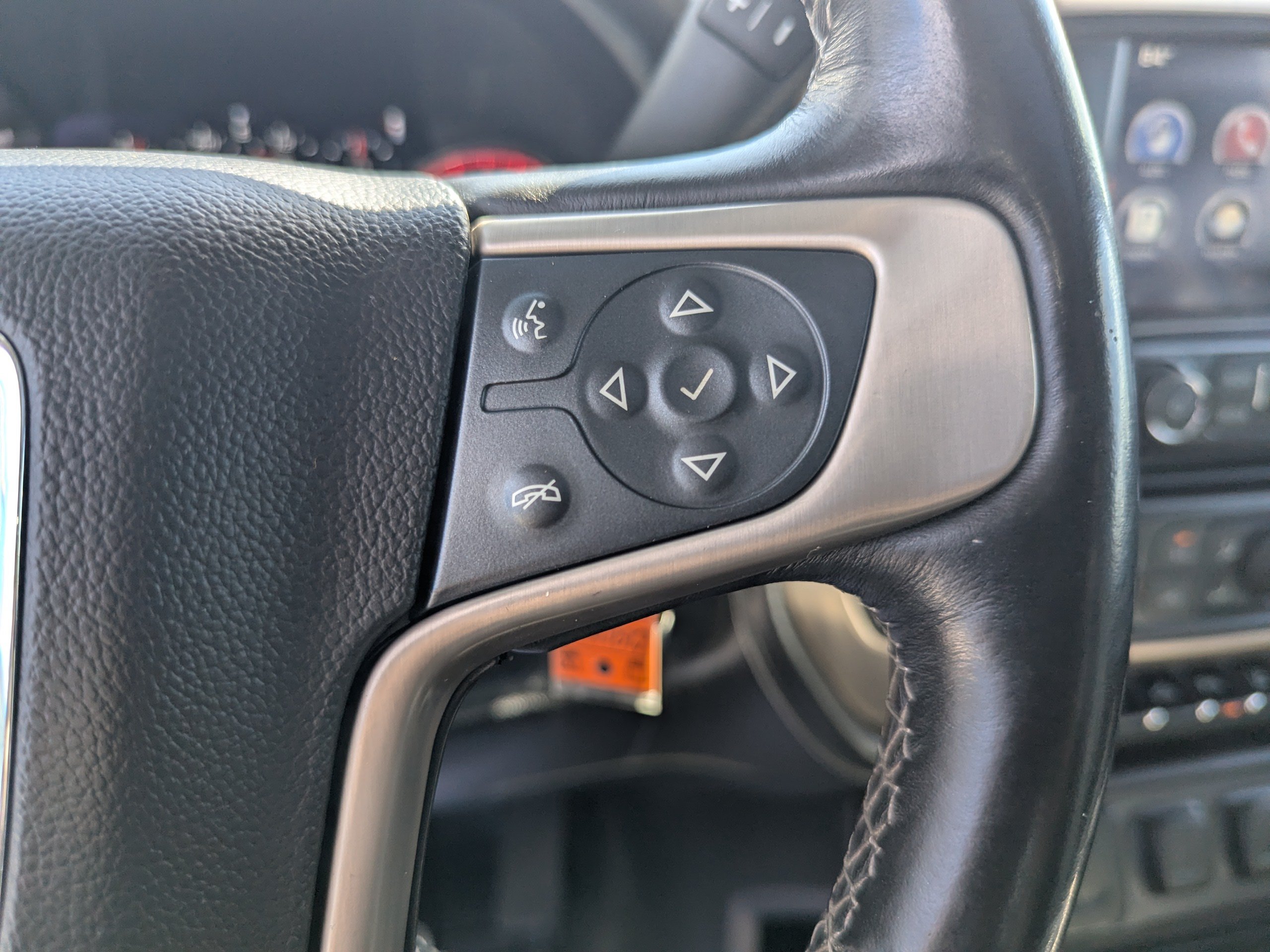 Used 2015 SUMMIT WHITE GMC Denali image 16