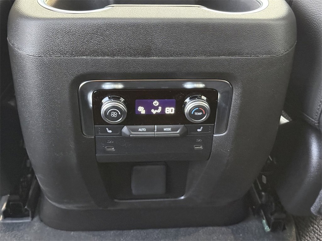 2026 GMC YUKON XL - Image 30