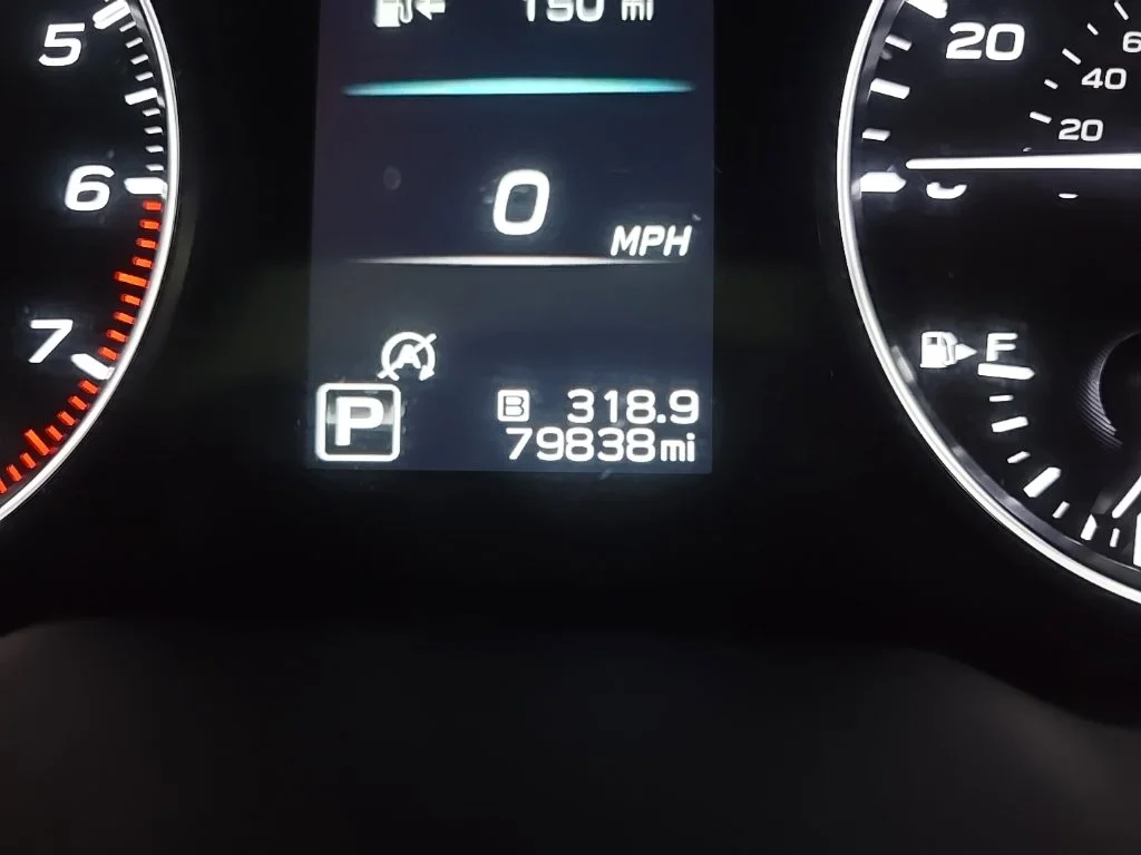 Used 2022 Green Metallic Subaru Premium image 22