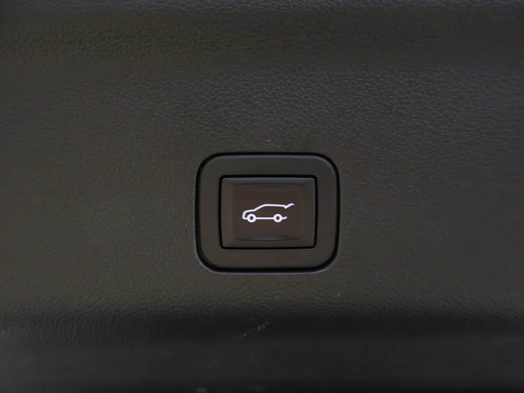 Used 2025 Black Chevrolet RST image 25