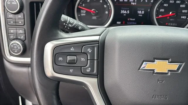 Used 2020 SUMMIT WHITE Chevrolet LTZ image 23