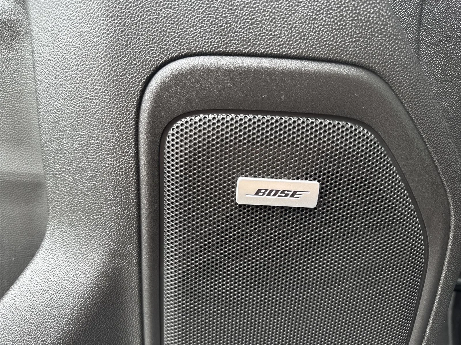 Used 2023 Onyx Black GMC Denali image 20