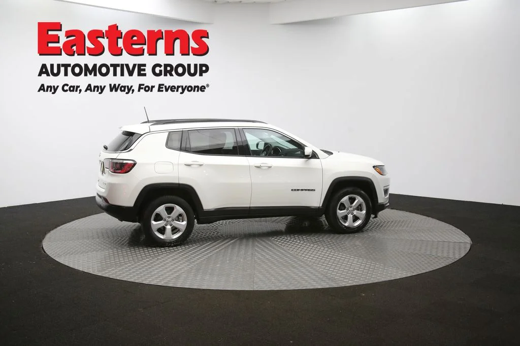 Used 2019 White Jeep Latitude image 43