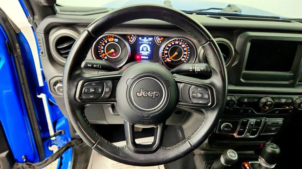 Used 2022 Hydro Blue Pearlcoat Jeep Unlimited Sport S 4x4 image 13