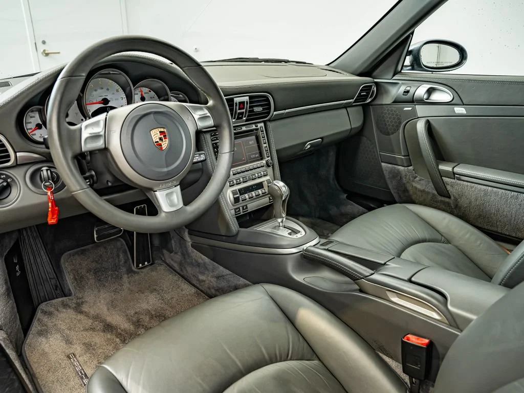 Used 2006 Seal Grey Porsche Carrera S image 4