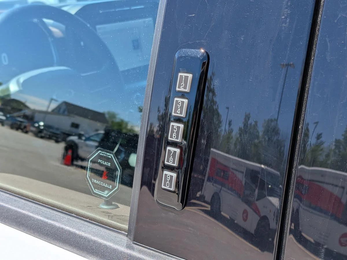 Used 2023 White Ford Lariat image 10