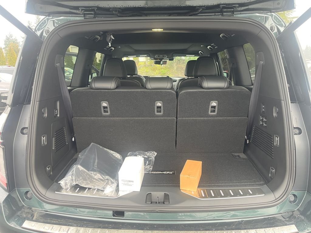2026 Nissan Armada PRO-4X - Photo 24