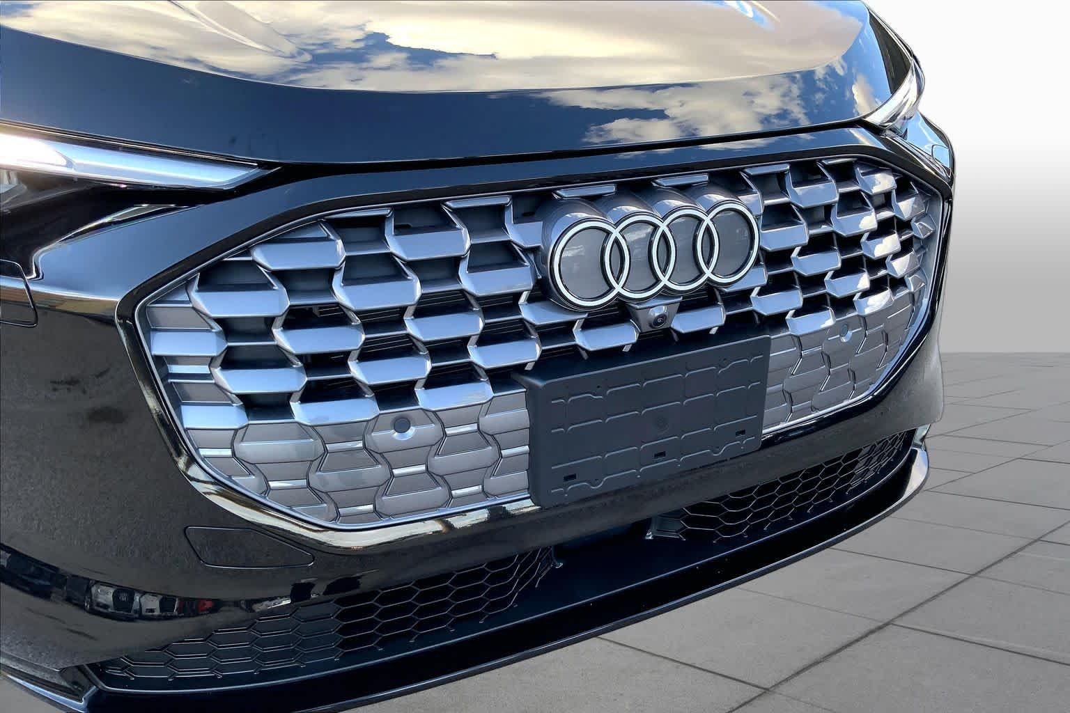 Used 2026 Arkona White Audi Premium image 30