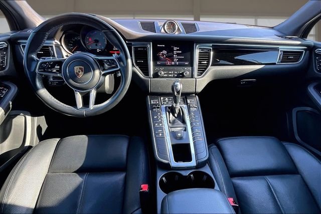 Used 2018  Porsche S image 16