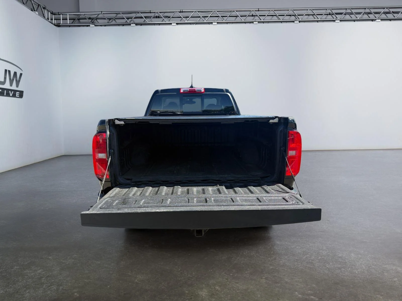 Used 2022 Black Chevrolet 4WD ZR2 image 22