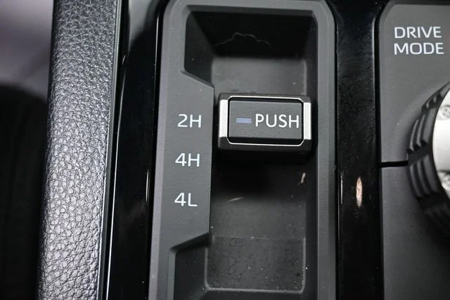 Used 2026  Toyota SR5 image 28