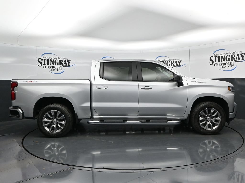 Used 2021 SILVER ICE METALLIC Chevrolet RST image 8