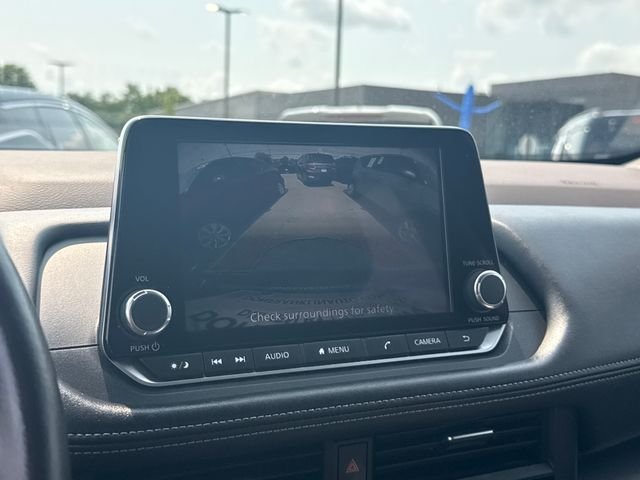 Used 2023 Black Nissan SV image 21