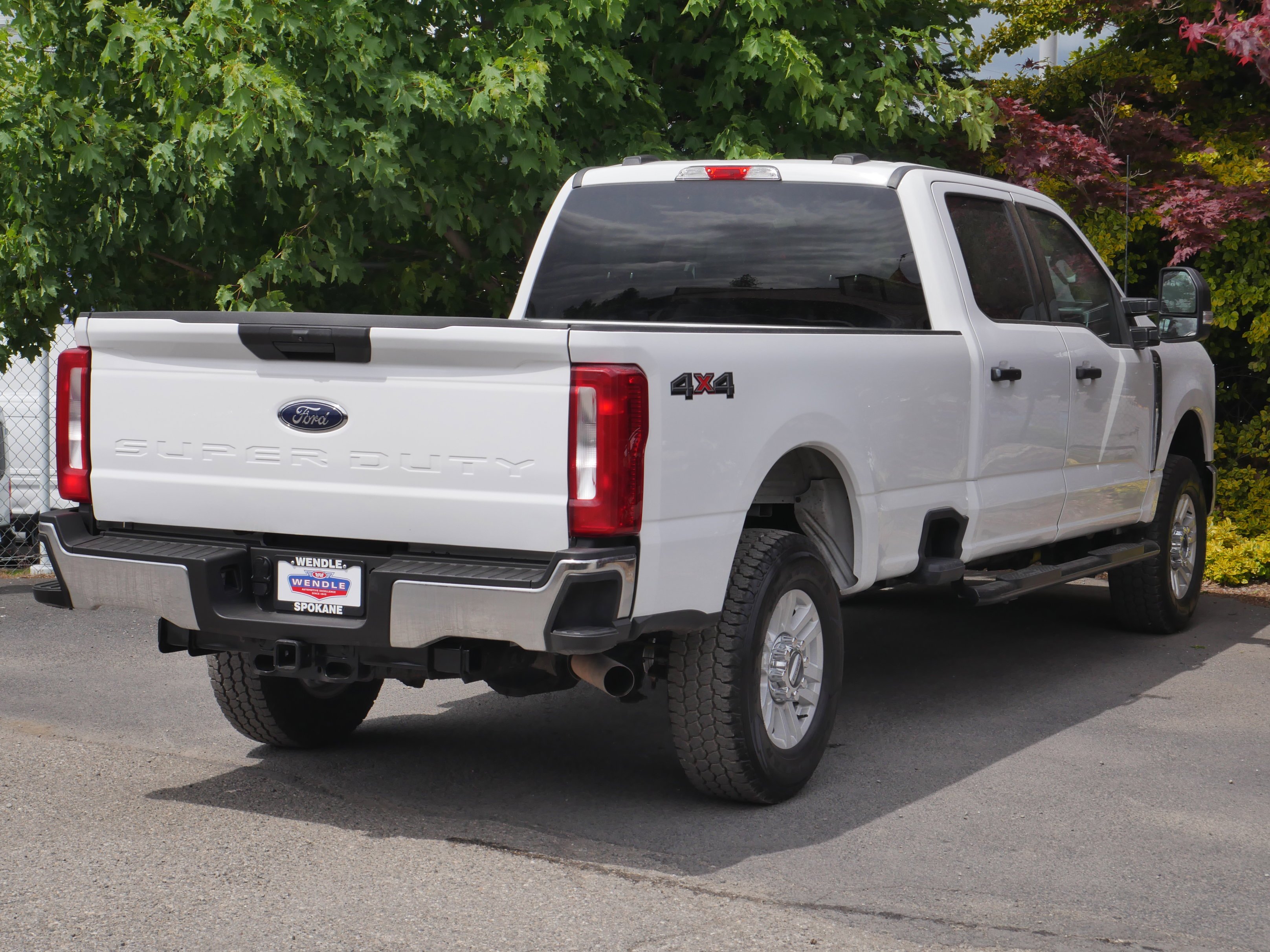 Used 2024 Oxford White Ford XLT image 22