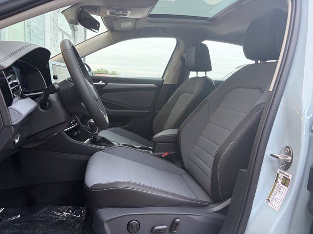 New 2027 Monument Gray Volkswagen 1.5T SE image 16
