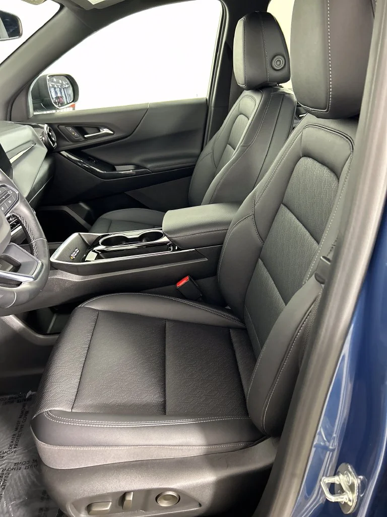 Used 2025 Blue Chevrolet LT image 12