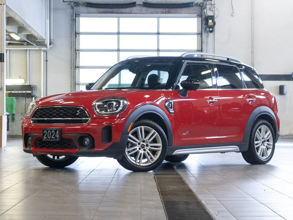 Used 2024 851-Chili Red MINI Cooper S image 1