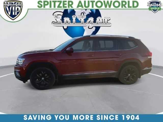 Used 2018 Red Volkswagen SEL image 9