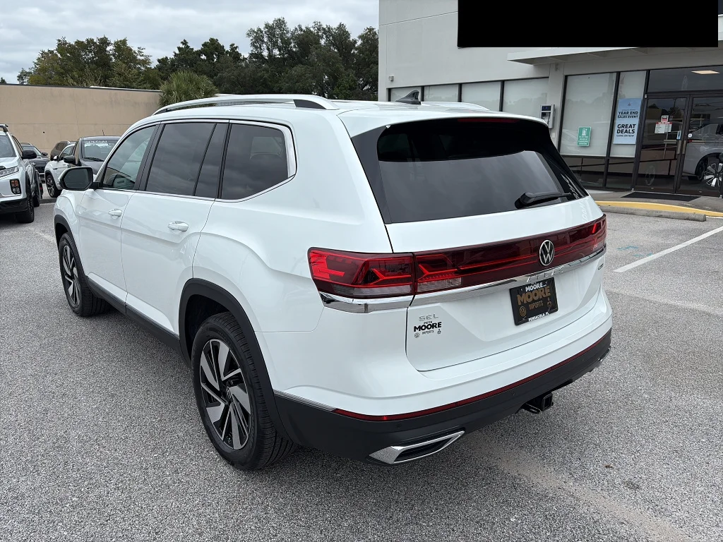 New 2026 Opal White Pearl Volkswagen 2.0T SEL 4MOTION image 4