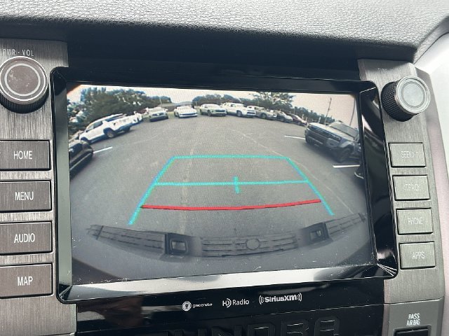 Used 2020  Toyota SR5 image 32