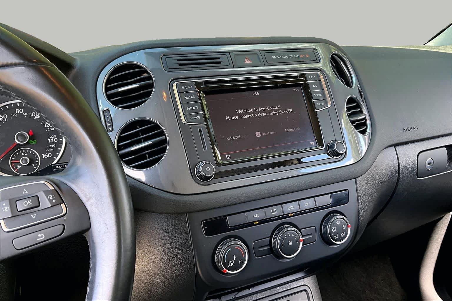 Used 2018 Pure White Volkswagen  image 6