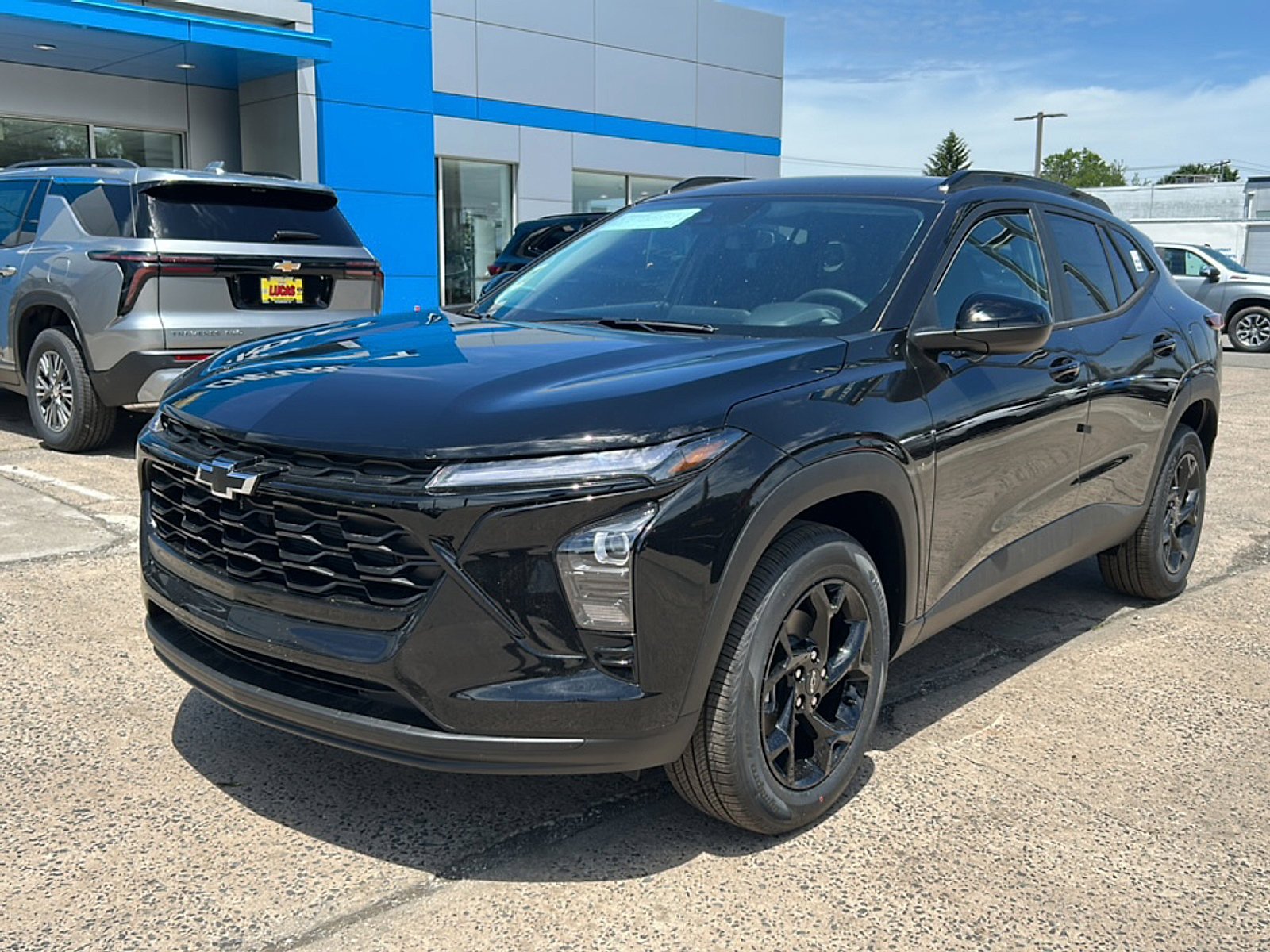 New 2026 Mosaic Black Metallic Chevrolet LT image 10