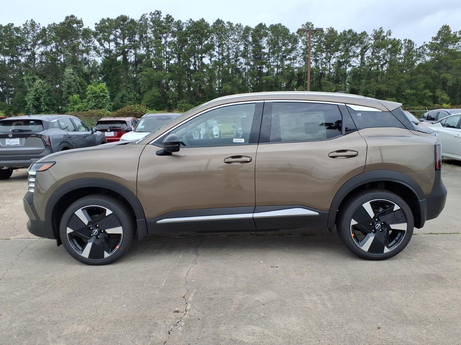 2026 Nissan Kicks SR Brown at Robbins Nissan