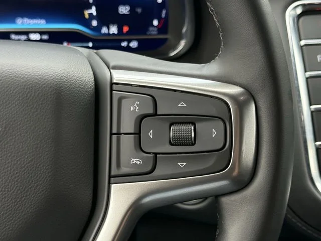 Used 2024 White Chevrolet Z71 image 11