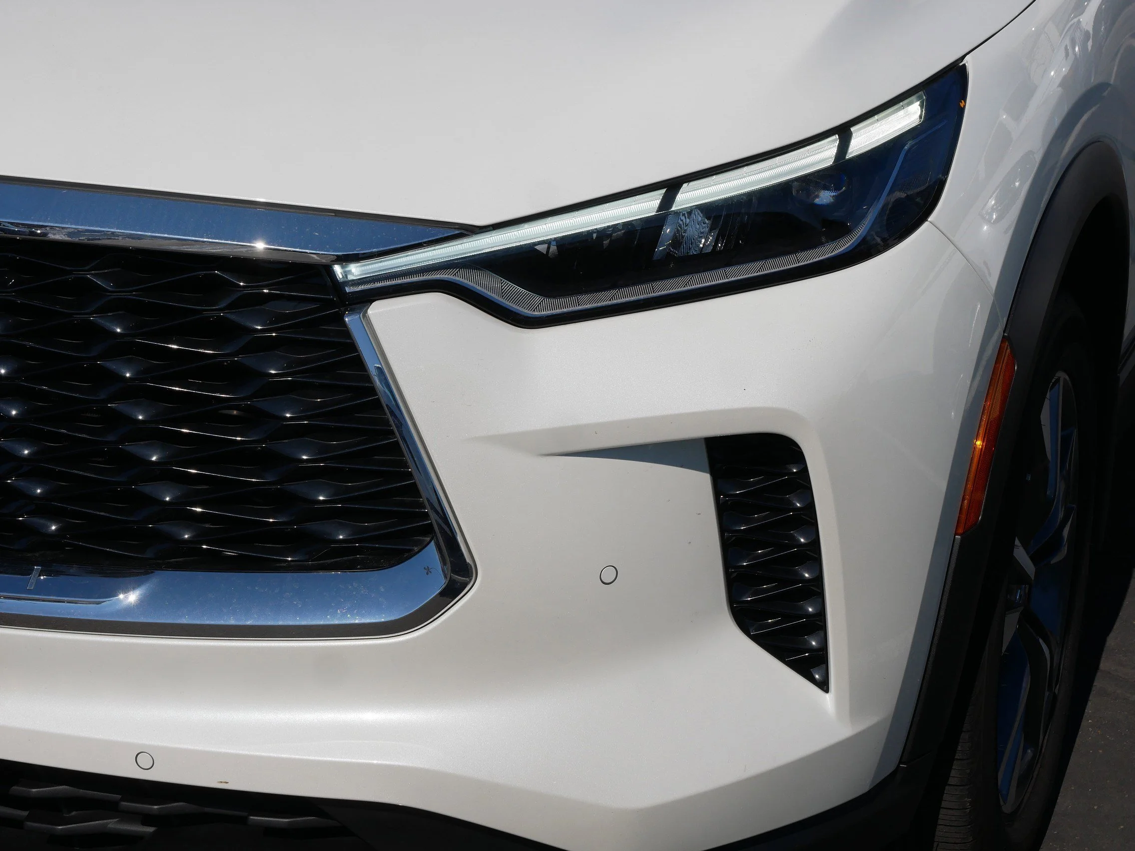 2025 INFINITI QX60 LUXE - Photo 16