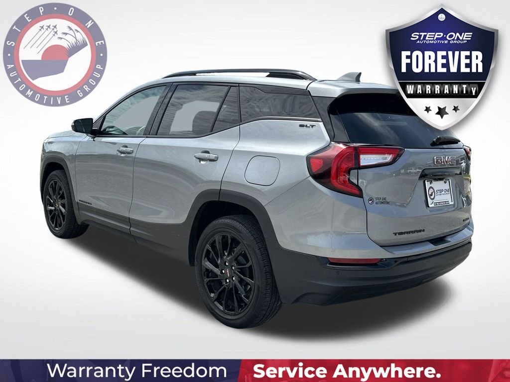 Used 2024 Silver GMC SLT image 5