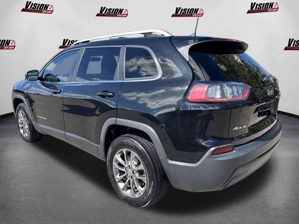 Used 2019 Black Jeep Latitude Plus image 8