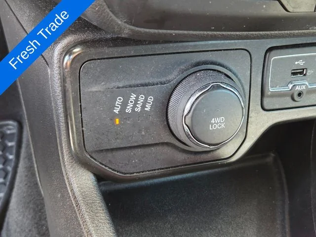 Used 2022 Gray Jeep Trailhawk image 22