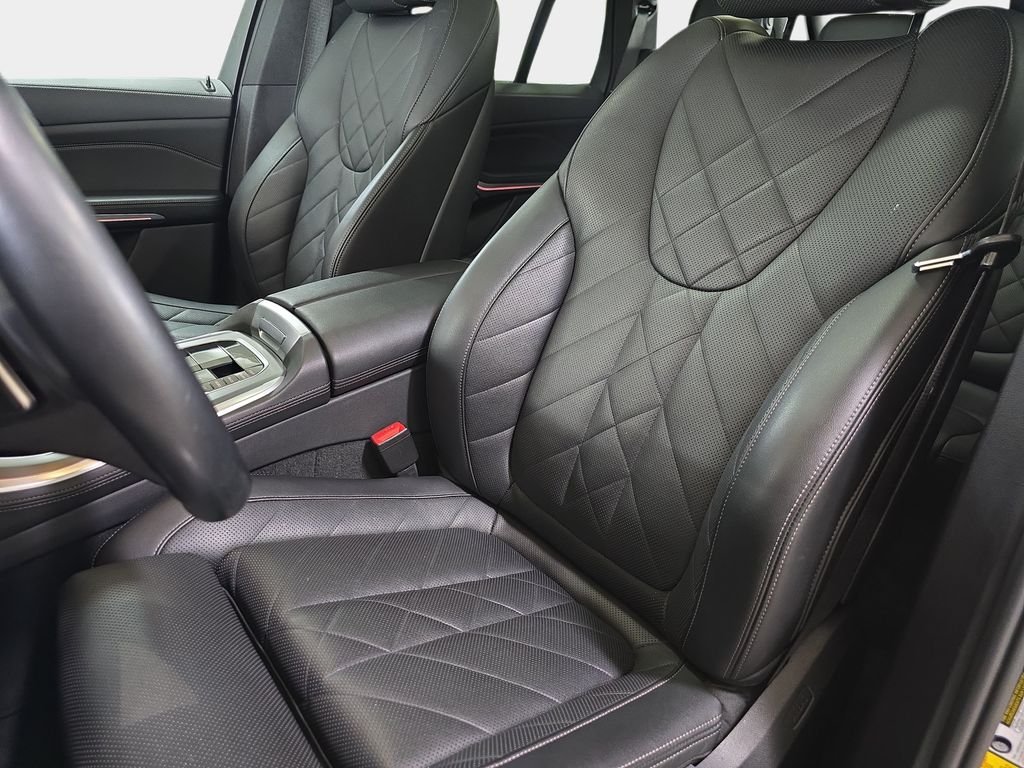 Certified Used 2023 Dark Graphite Metallic BMW sDrive40i image 17