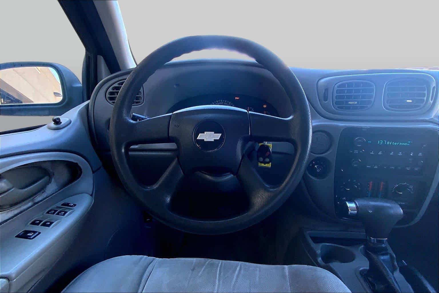 Used 2008 Black Chevrolet LT w/1LT image 5