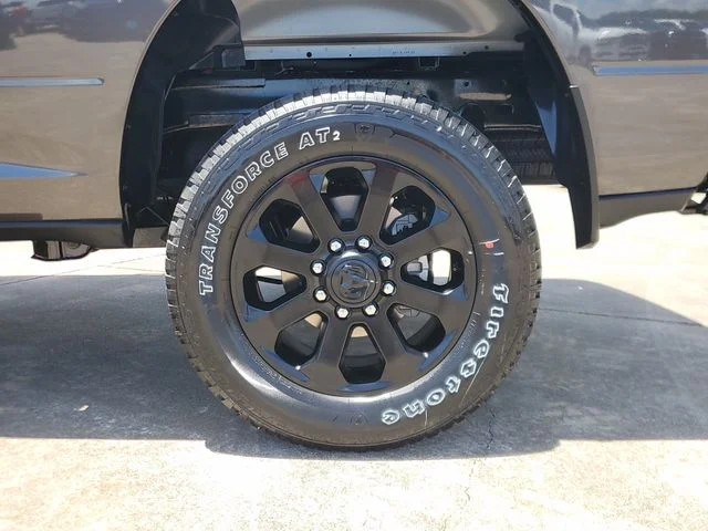 New 2026 Granite Crystal Metallic Clear-Coat Exterior Paint RAM Big Horn image 8