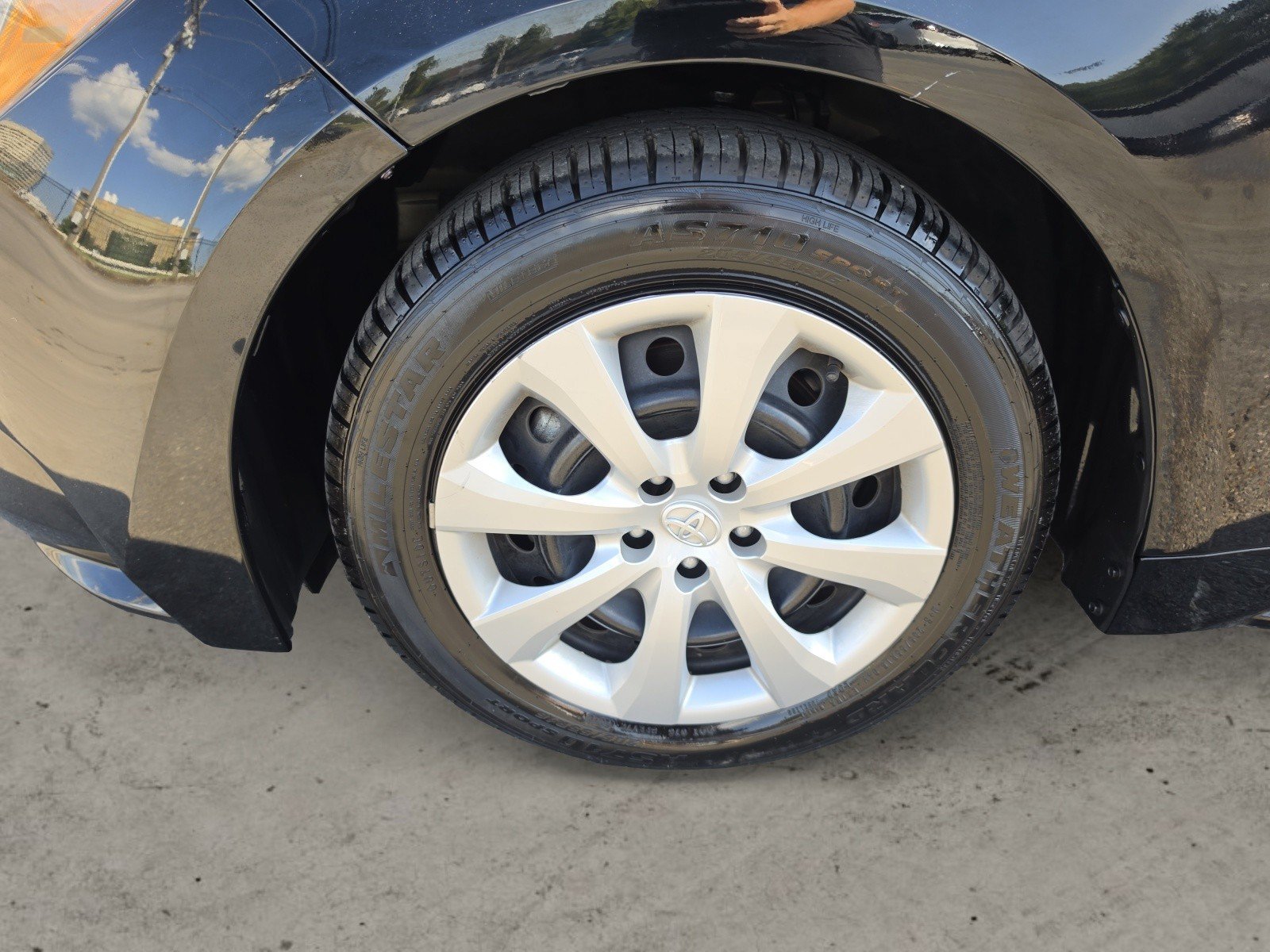 Used 2024 Midnight Black Metallic Toyota LE image 26