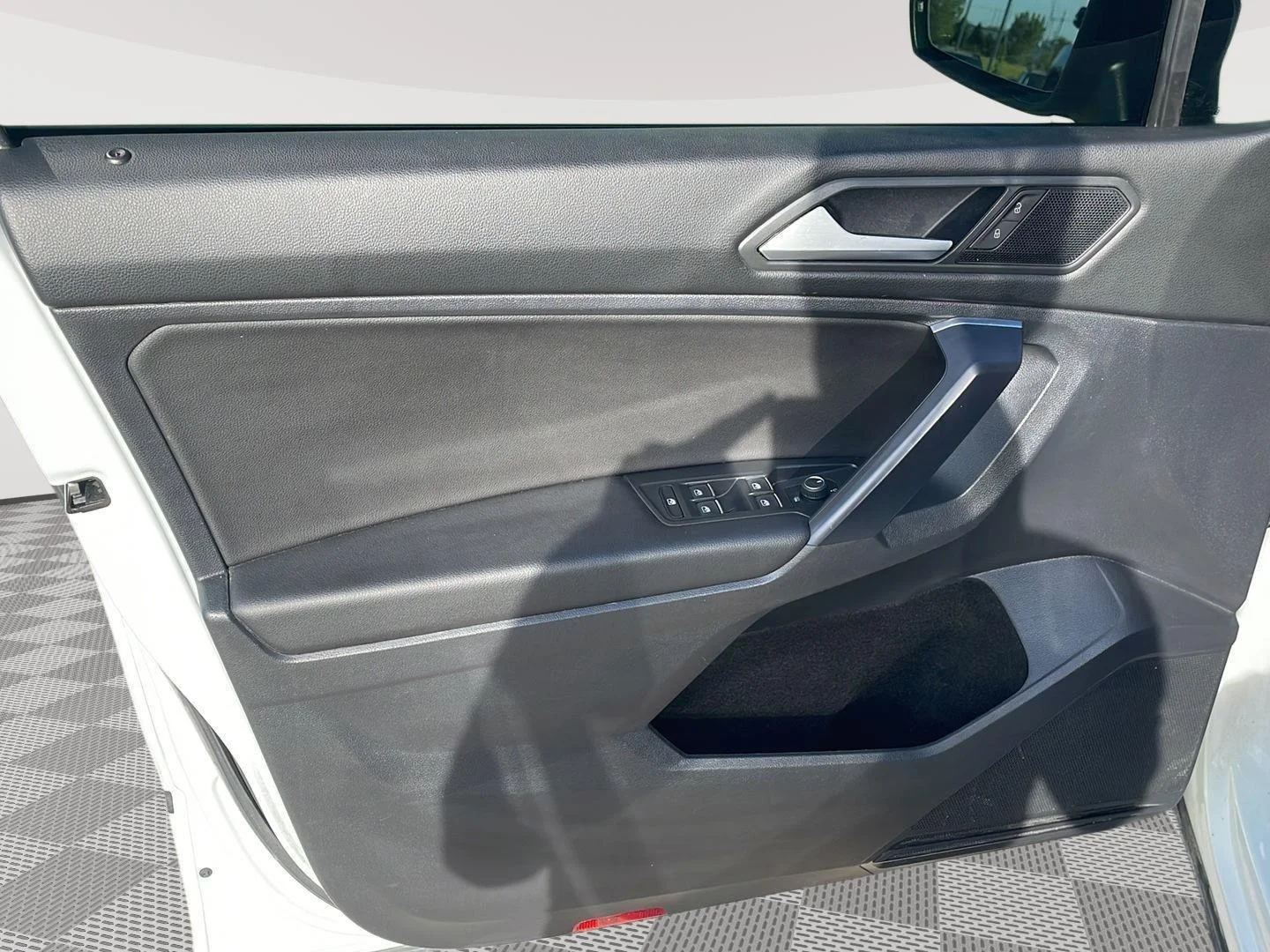 2021 Volkswagen Tiguan SE R-LINE BLACK - Photo 10