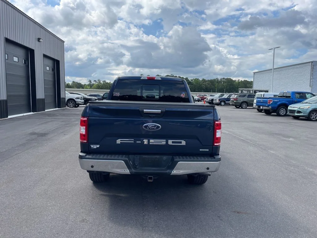Used 2018 Blue Ford XLT image 4
