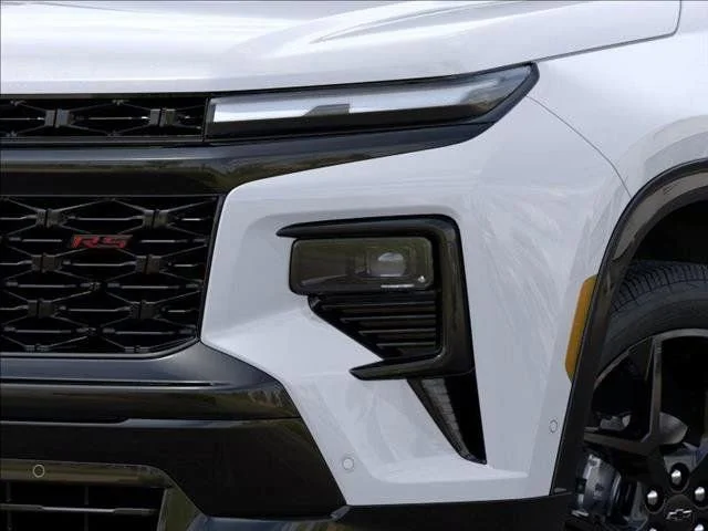 New 2026 Polar White Tricoat Chevrolet RS image 12
