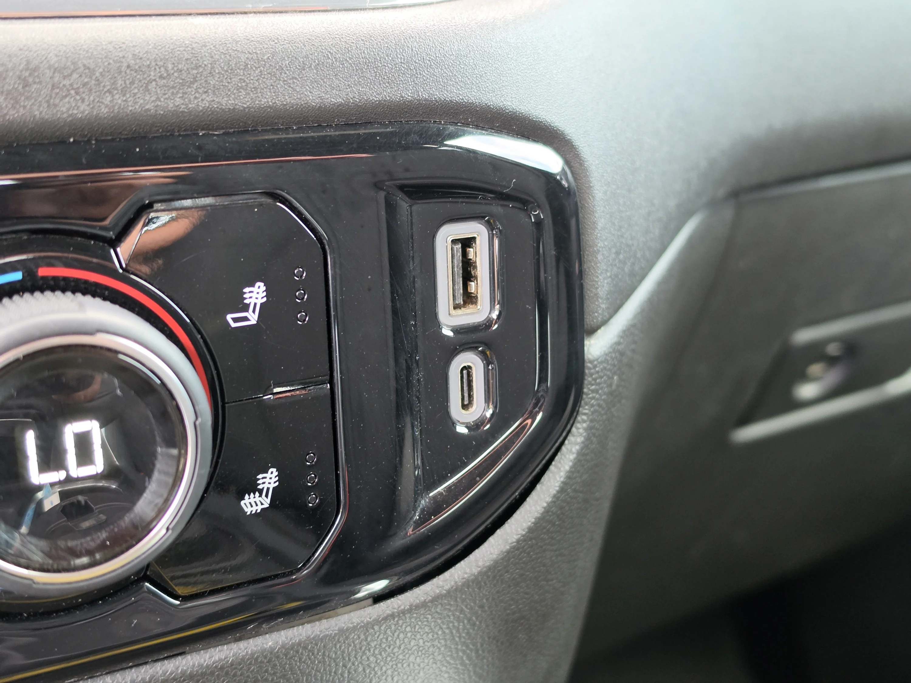 Used 2023 Black Chevrolet RST image 28
