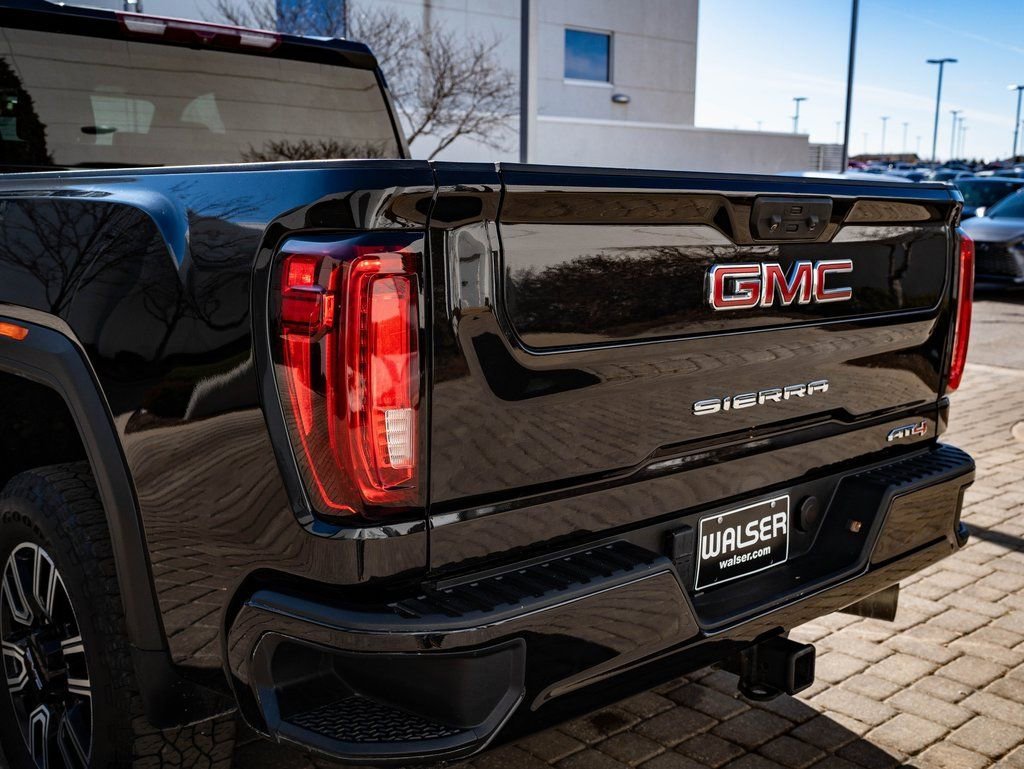 Used 2023 Ebony Twilight Metallic GMC AT4 image 18