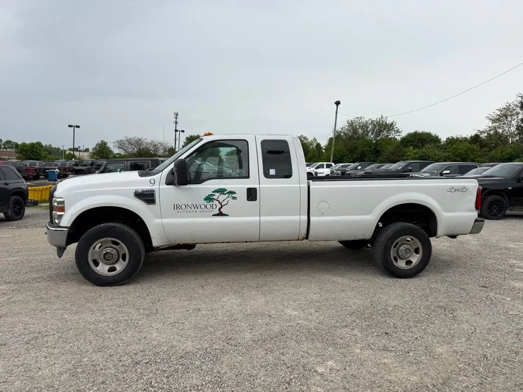 Used 2008 White Ford XL image 9