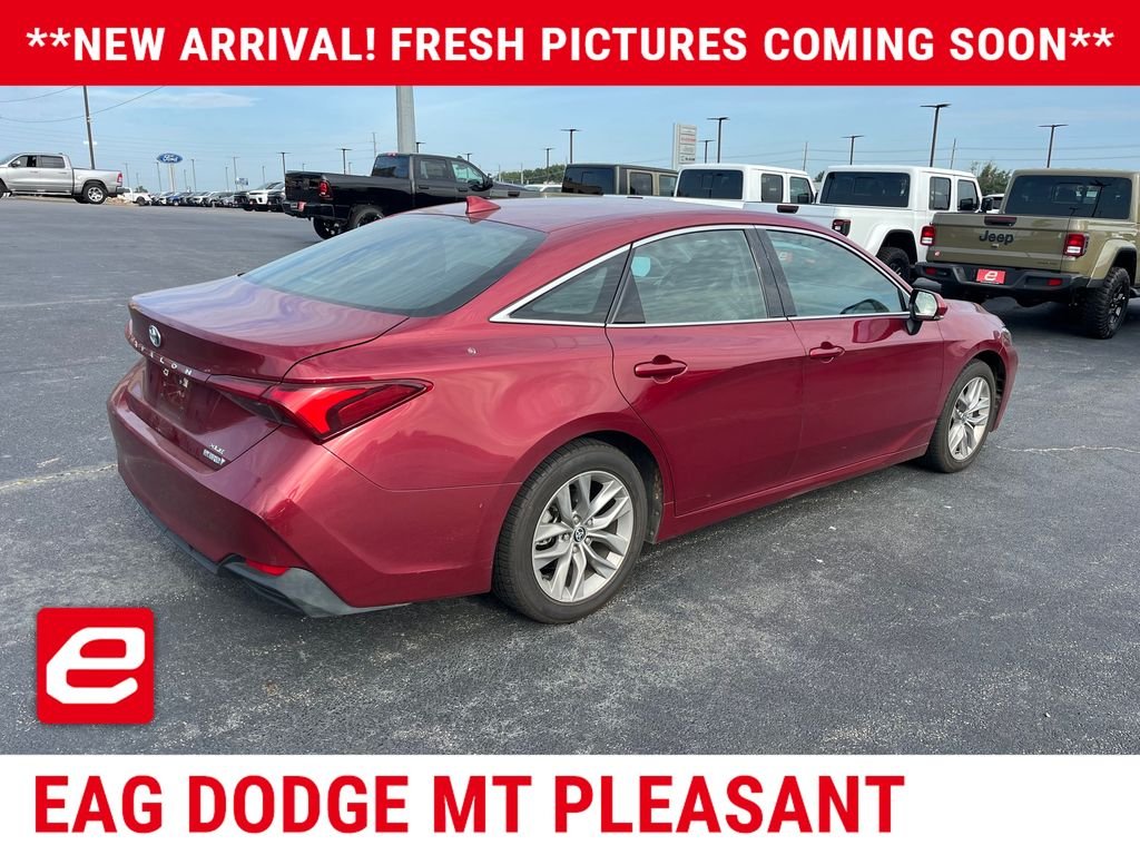 Used 2022 Red Toyota XLE Plus image 4