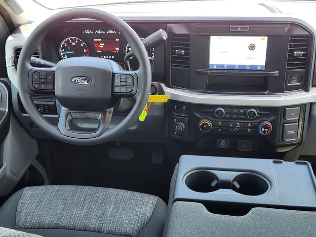 New 2027 Oxford White Ford F-250® XLT image 27