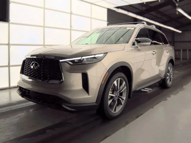 2024 INFINITI QX60 LUXE