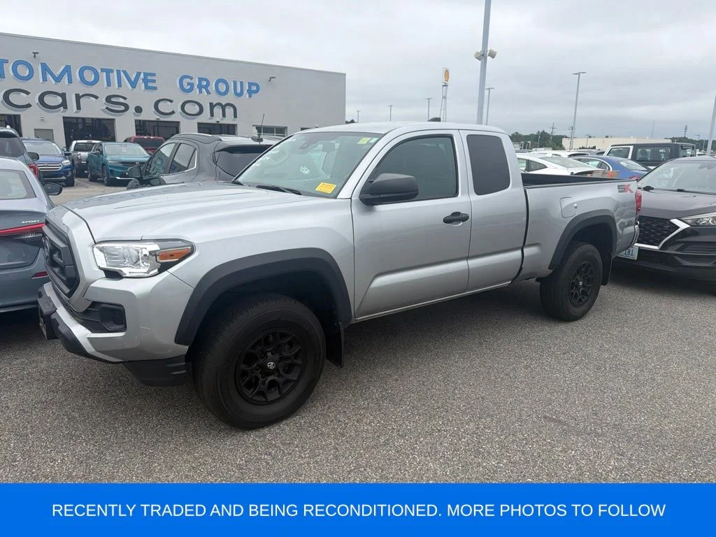 Used 2022 Silver Toyota SR image 4