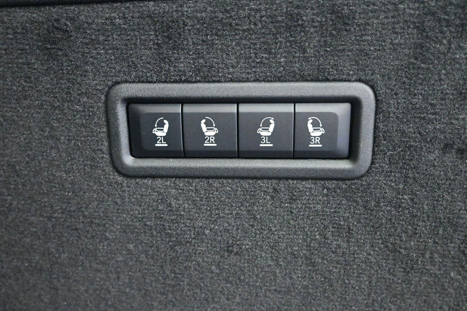 2026 Jeep Grand Wagoneer Summit Reserve - Photo 19